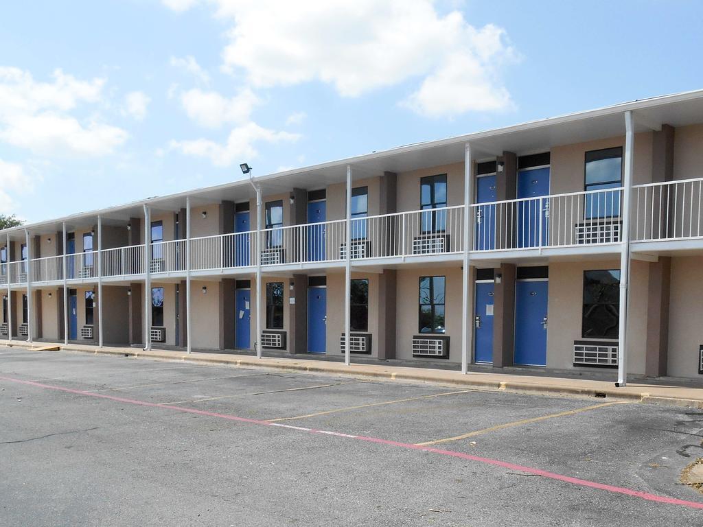 Motel 6 Sherman, Tx Екстериор снимка