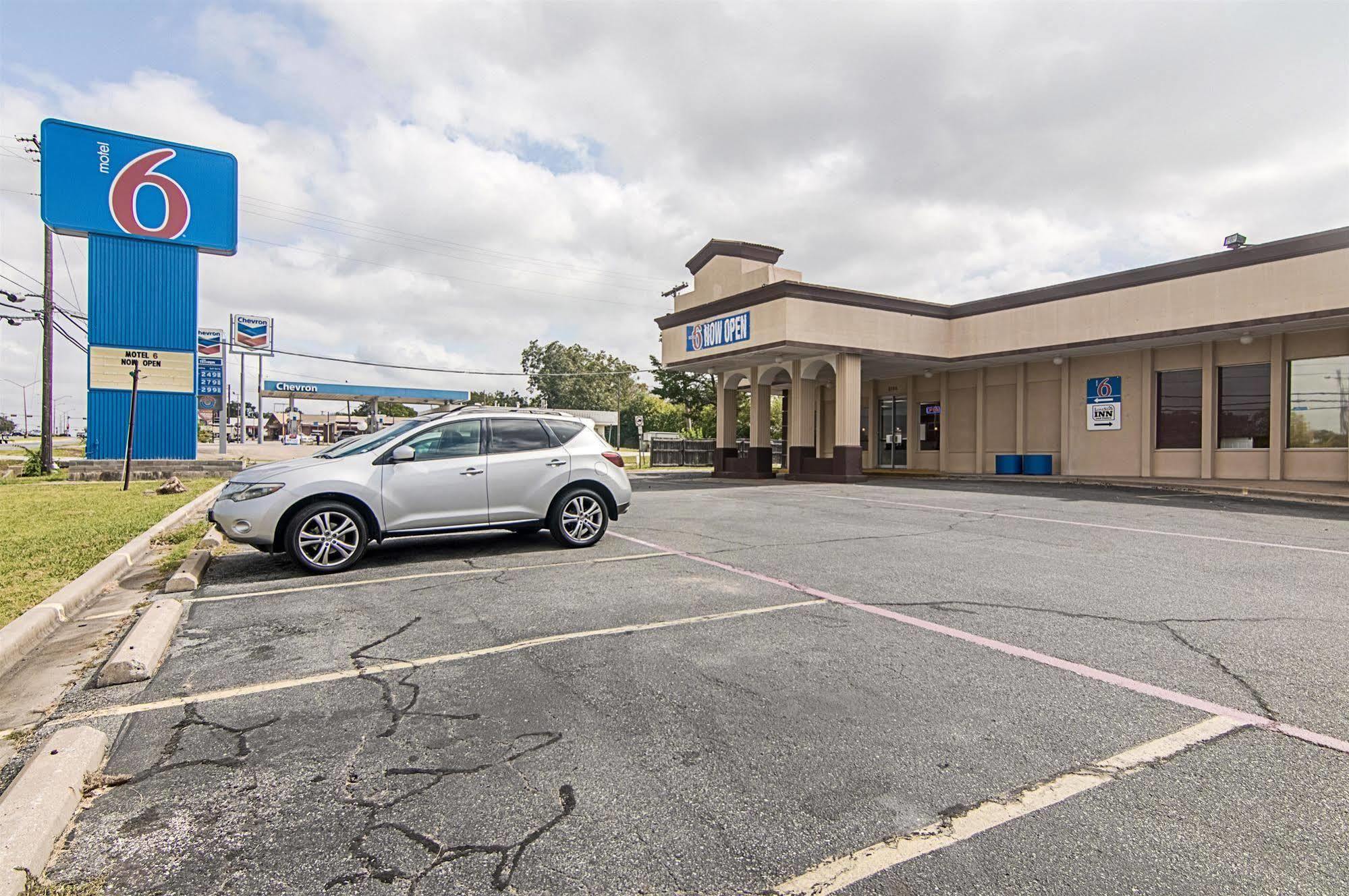 Motel 6 Sherman, Tx Екстериор снимка