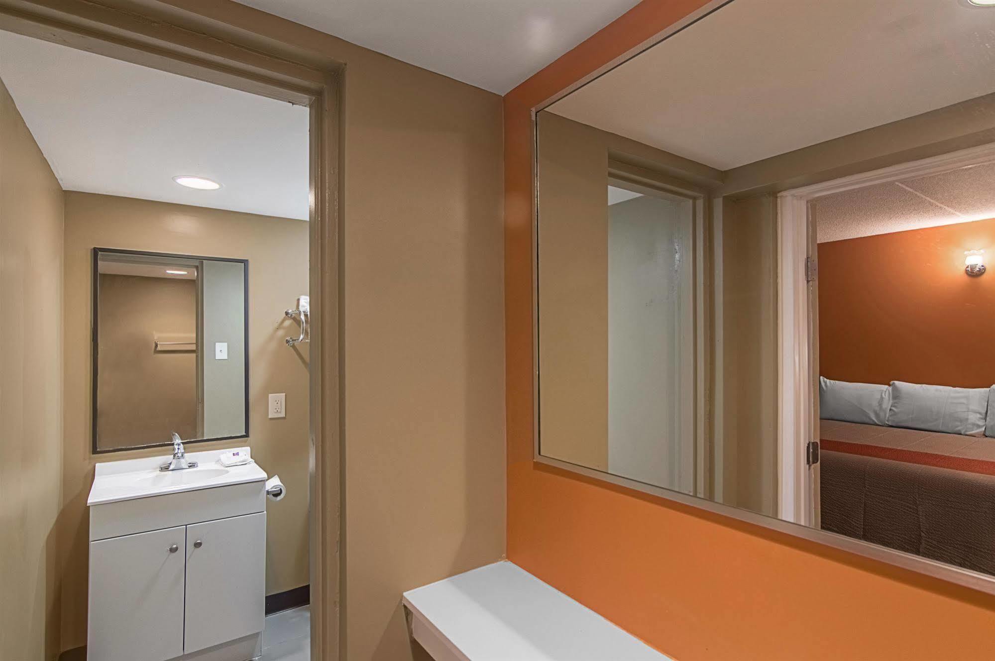 Motel 6 Sherman, Tx Екстериор снимка