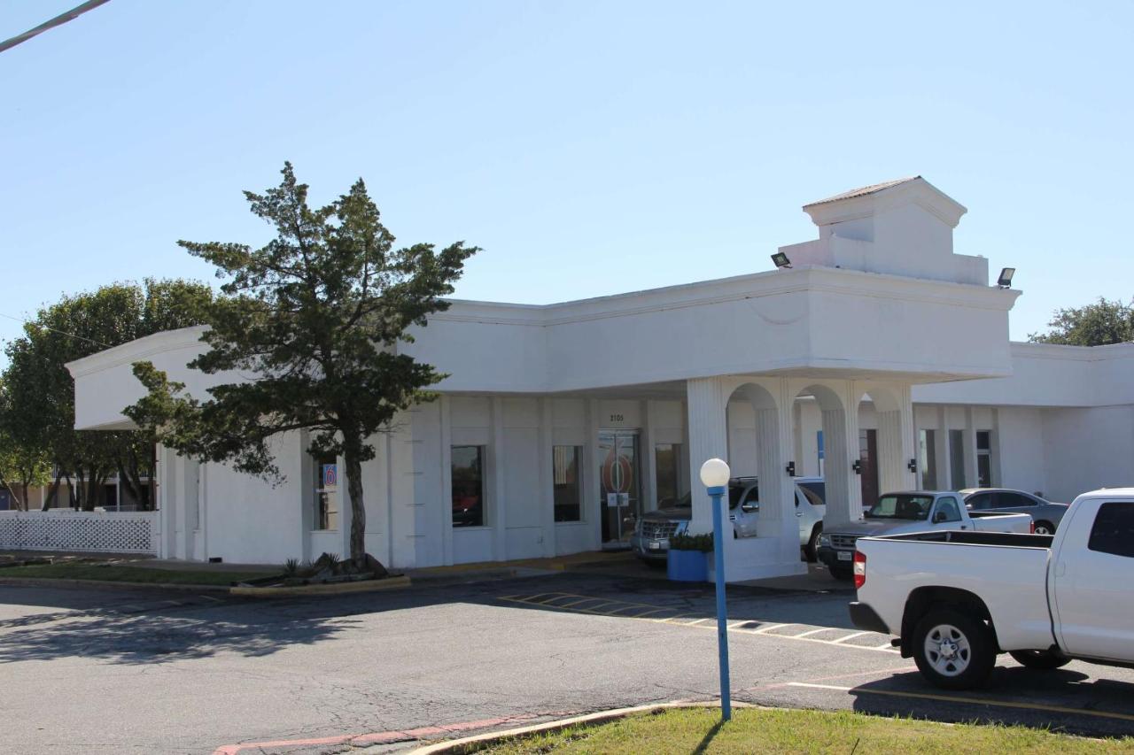 Motel 6 Sherman, Tx Екстериор снимка